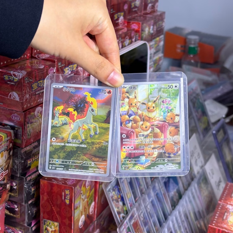 100% Originale PKM PTCG Scarle - Cardstock Paper Pack recensione e prezzo