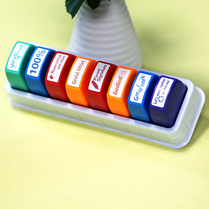 8 francobolli per insegnanti D - Self Inking Stamp recensione e prezzo
